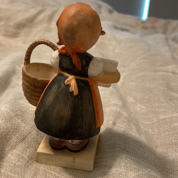 Vintage Meditation Girl Hummel Figurine - Picture 3 of 6